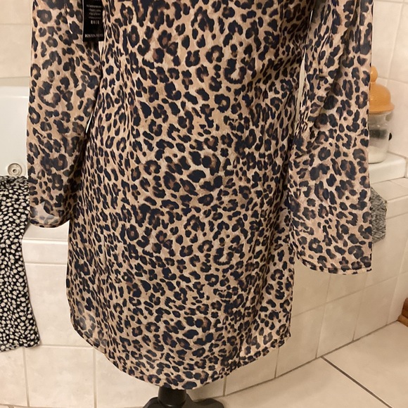 Dress - Picture 9 of 16